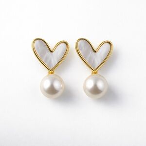Heart Mother of Pearl Sud Earrings (7787)